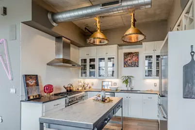 800 W 5th Street #606, Austin, TX 78703 - Photo 5