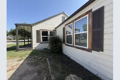103 S Walnut Street, Lampasas, TX 76550 - Photo 17