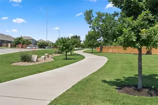 417 Los Cobos Ln, Georgetown, TX 78626 - Photo 35