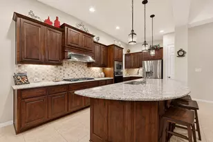 100 Orvieto Cove, Liberty Hill, TX 78642 - Photo 5