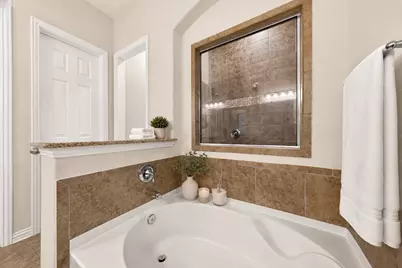 100 Orvieto Cove, Liberty Hill, TX 78642 - Photo 17