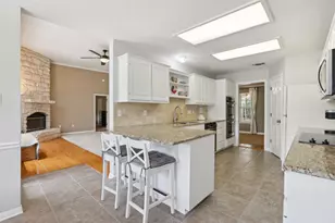 148 Oak Ridge Dr, Cedar Creek, TX 78612 - Photo 17