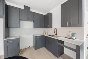 1709 Maple Ave, Austin, TX 78702 - Photo 9