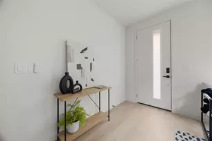 1709 Maple Ave, Austin, TX 78702 - Photo 5