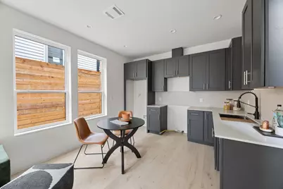 1709 Maple Avenue #2B, Austin, TX 78702 - Photo 3