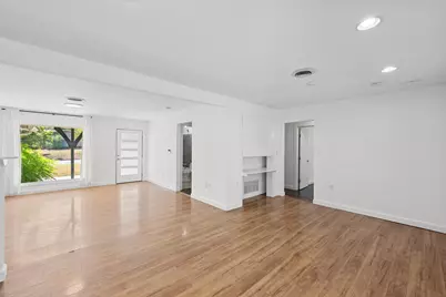 6802 Columbia Drive, Austin, TX 78723 - Photo 9
