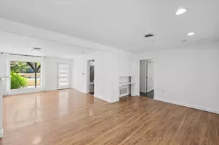 6802 Columbia Dr, Austin, TX 78723 - Photo 9