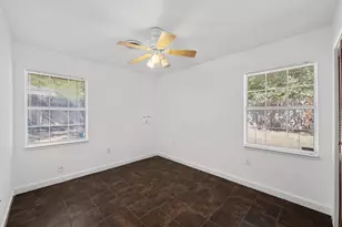 6802 Columbia Dr, Austin, TX 78723 - Photo 19