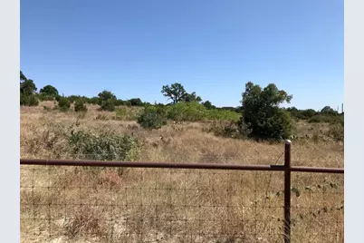 970 32, San Marcos, TX 78666 - Photo 3