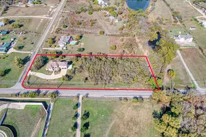 104 Spring Valley Street, Hutto, TX 78634 - Photo 37