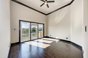 104 Spring Valley St, Hutto, TX 78634 - Photo 29