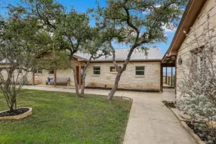 816 Buttercup Ln, Wimberley, TX 78676 - Photo 5