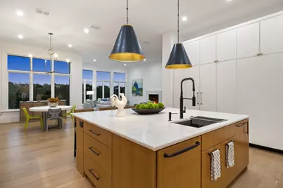 2005 Far Gallant Drive, Austin, TX 78746 - Photo 11