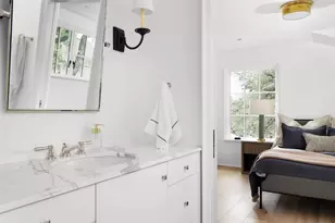 1012 Gaston Ave, Austin, TX 78703 - Photo 25