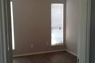 2001 Kenneth Ave, Austin, TX 78741 - Photo 9
