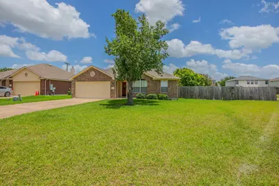 4021 Kerley Court, Hutto, TX 78634 - Photo 3
