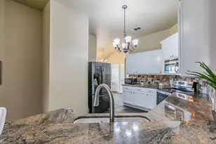 4021 Kerley Ct, Hutto, TX 78634 - Photo 5