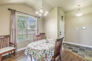 4021 Kerley Ct, Hutto, TX 78634 - Photo 7