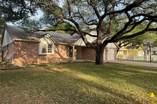 1401 Wood Rock Dr, Round Rock, TX 78681 - Photo 3