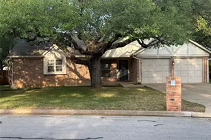 1401 Wood Rock Dr, Round Rock, TX 78681 - Photo 1