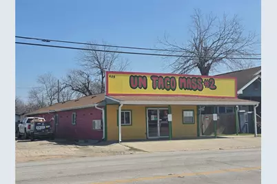 405 S Main Street, Taylor, TX 76574 - Photo 3