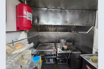 405 S Main Street, Taylor, TX 76574 - Photo 11