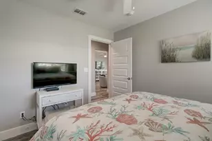 1107 S 11th St, Port Aransas, TX 78373 - Photo 33