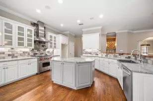 204 Woodland Park, Georgetown, TX 78633 - Photo 15