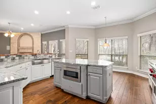 204 Woodland Park, Georgetown, TX 78633 - Photo 17