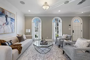1810 W 35th St, Austin, TX 78703 - Photo 5