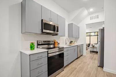 4901 Springdale Road #101, Austin, TX 78723 - Photo 13