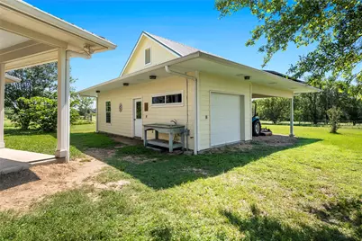 928 Upper Elgin River Road, Elgin, TX 78621 - Photo 5