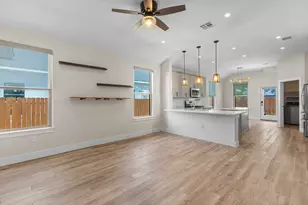 303 W Browning St, Manor, TX 78653 - Photo 3