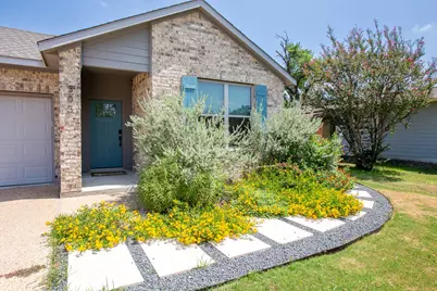 303 W Browning Street, Manor, TX 78653 - Photo 3