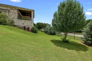512 Summer Wilson Cv, Austin, TX 78738 - Photo 29