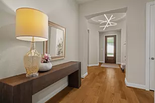 512 Summer Wilson Cv, Austin, TX 78738 - Photo 9