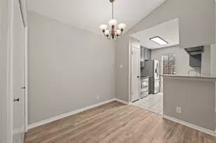 1601 Faro Dr, Austin, TX 78741 - Photo 9