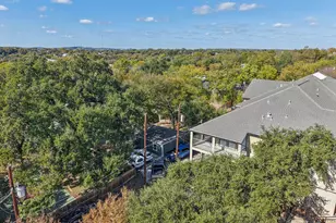 1910 Robbins Pl, Austin, TX 78705 - Photo 27