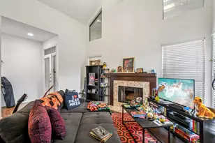 1910 Robbins Pl, Austin, TX 78705 - Photo 7