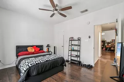 1910 Robbins Place #301, Austin, TX 78705 - Photo 21