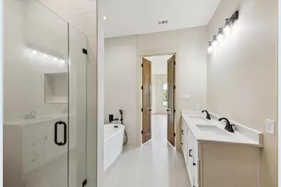 2130 Hartfield Road, Round Top, TX 78954 - Photo 25