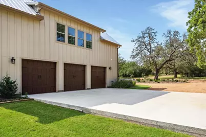 2130 Hartfield Road, Round Top, TX 78954 - Photo 37