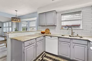 8103 Washita Dr, Austin, TX 78749 - Photo 5