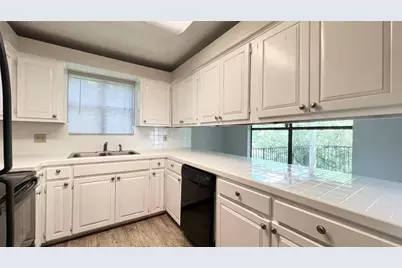 9201 Simmons Road #112, Austin, TX 78759 - Photo 7