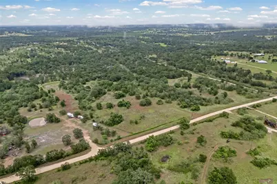 000 Oil Field Road, Lockhart, TX 78644 - Photo 35
