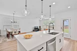 1305 Crescent Ln, Georgetown, TX 78633 - Photo 15