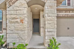 1305 Crescent Ln, Georgetown, TX 78633 - Photo 3
