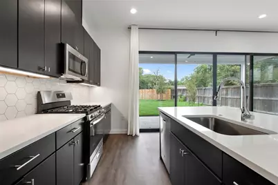 7512 Delafield Ln #B, Austin, TX 78752 - Photo 1