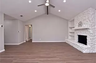 5205 Thunderbird St, Lago Vista, TX 78645 - Photo 7