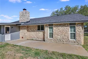 5205 Thunderbird St, Lago Vista, TX 78645 - Photo 27